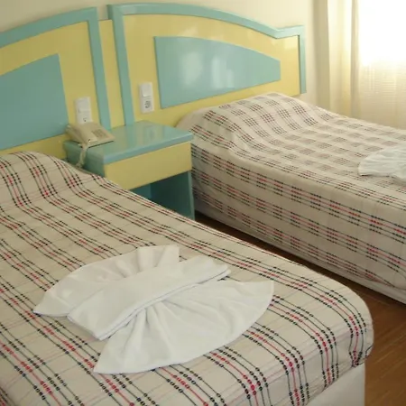 فندق بيزاي 3*