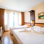Ξενοδοχείο Bezay 3*